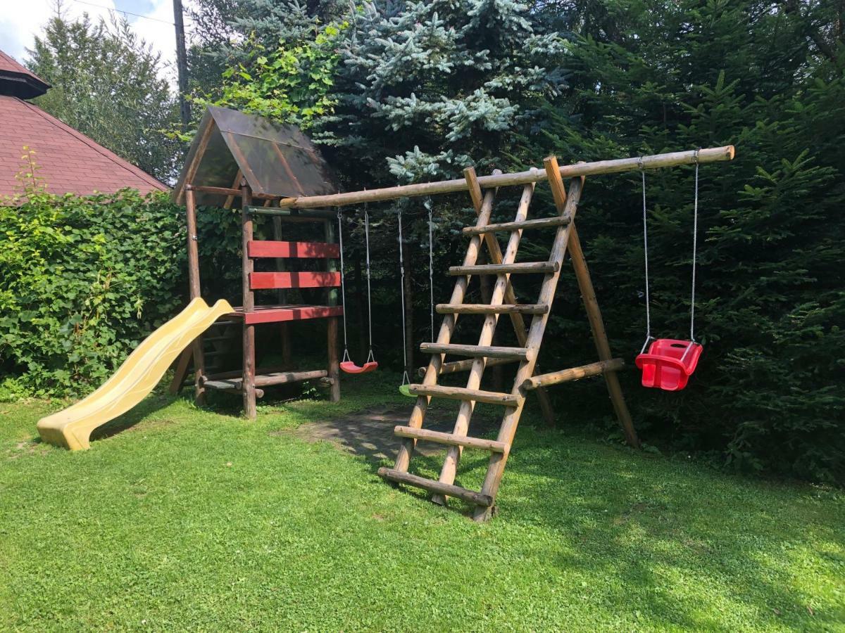 Gosciniec Pod Smrekami Bed and Breakfast Czorsztyn Eksteriør billede